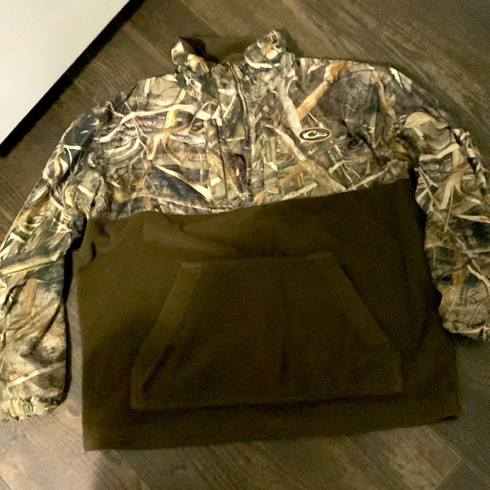 Youth size 14 Drake pullover